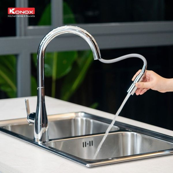 Vòi rửa bát rút dây Konox Curva Chrome