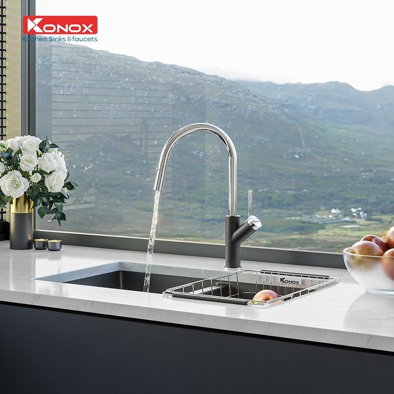 Vòi rửa bát rút dây Konox Ponte Black