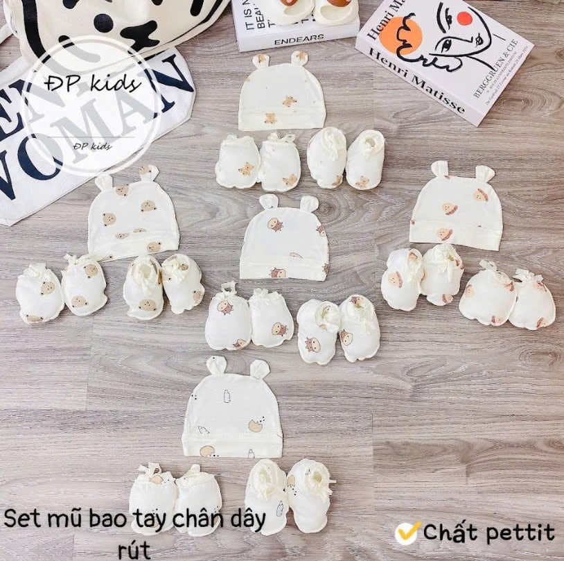Set Nón - Bao Tay Chân OT Họa Tiết Hình Thú Đáng Yêu