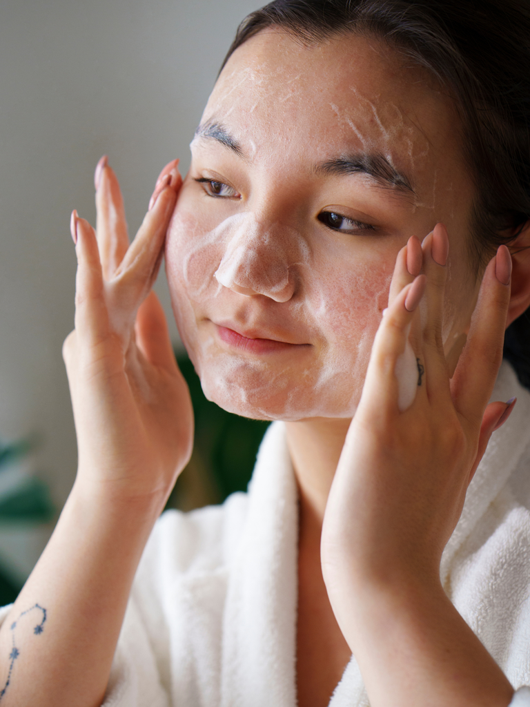 Sữa Rửa Mặt Sạch Sâu TRAM CLEANSER KA GCG