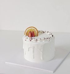 Bánh kem sinh nhật đơn giản 16Food nền trắng