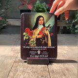  Tranh Kỷ Niệm Bổn Mạng Thánh Têrêsa Hài Đồng Giêsu Biểu Tượng Của Tình Yêu và Khiêm Nhường M02 