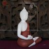 Tượng Thích Ca Mâu Ni ngồi áo nâu đỏ gốm sứ trắng cao 30cm 