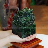  Quà Tặng Cao Cấp Ấn Rồng Ngọc Bích kích thước 9.5 x 9.5 x 14cm 