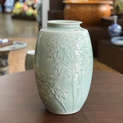Vò khắc nổi H40