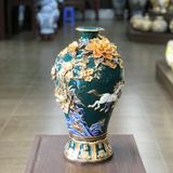 Bình mai bát mã, kênh hoa - Men lục vẽ vàng h50