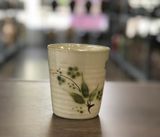 Cốc lipton đào chuồn