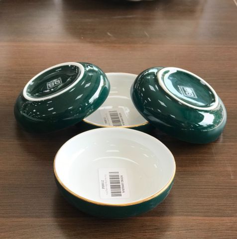 Đĩa muối lục bảo vàng kim