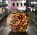 Lọ hoa vuốt tay đắp nổi H22