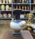 Bình hoa con giáp men hỏa biến h39