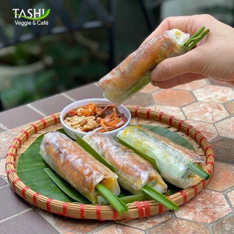 Gỏi cuốn nấm chay