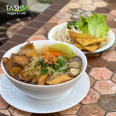 Mì nước chay (T7)