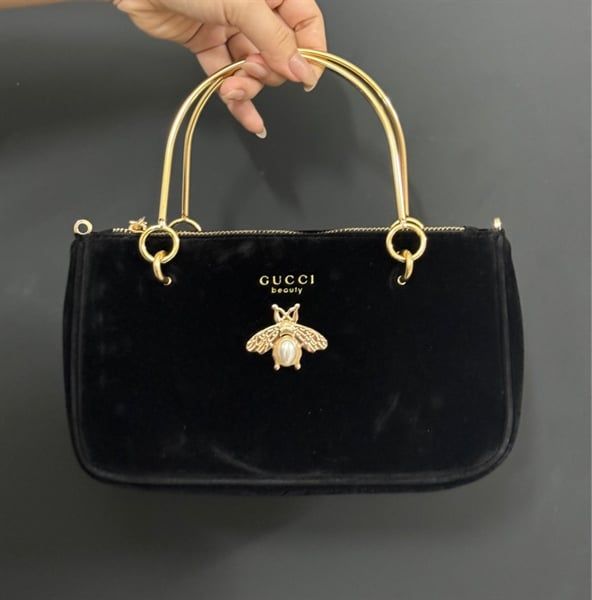 Túi GUCCI Absolute Pour Femme Female Pouch