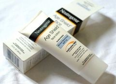 Kem Chống Nắng NEUTROGENA Ultra Age Shield Face SPF 70