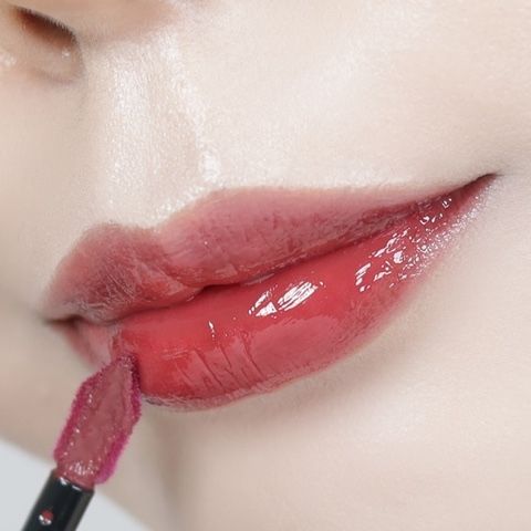 Son YVES SAINT LAURENT The Inks 5.5ml