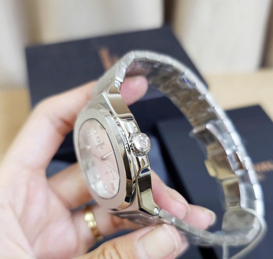 Đồng Hồ CARNIVAL 1986 Commodity: Wrist Watch 8160G-VT-T