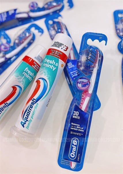 Bàn Chải ORAL-B 3D White Removes