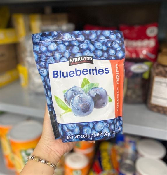 Việt Quất Sấy KIRKLAND SIGNATURE Organic Dried Blueberries