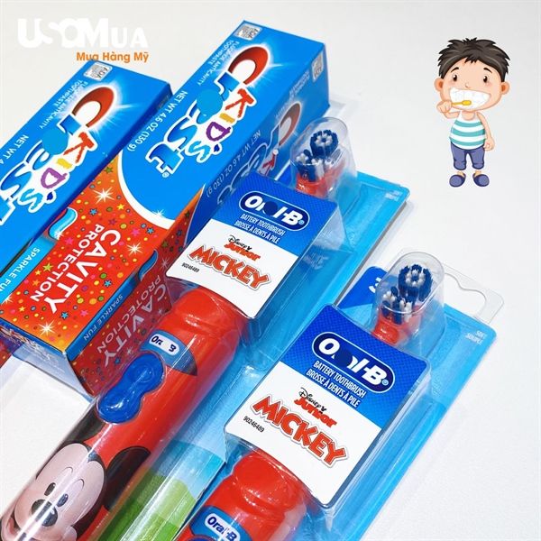 Bàn Chải Pin ORAL-B Disney Mickey