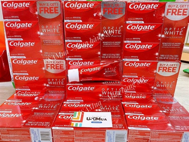 Kem Đánh Răng COLGATE Optic White Stan Fighter, 119g