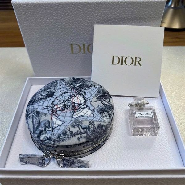 Set Nước Hoa DIOR Miss Dior EDT 5ml + Dior Bag