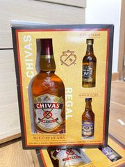 Set Rượu CHIVAS Regal 12 Year Old 750ml + XV 50ml + 18 Year Old 50ml