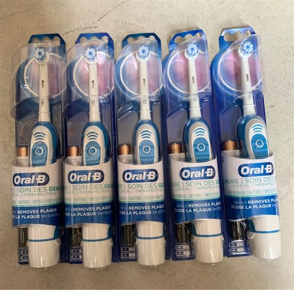 Bàn Chải Pin ORAL-B Gumcare Soin Des Gencives