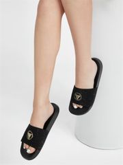 Dép GUESS Women's Sillia Pool Slides
