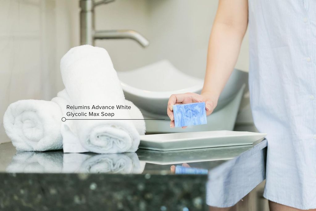 Xà Phòng Trắng Da RELUMINS Advance White 135g - Glycolic Max Soap (Cục)