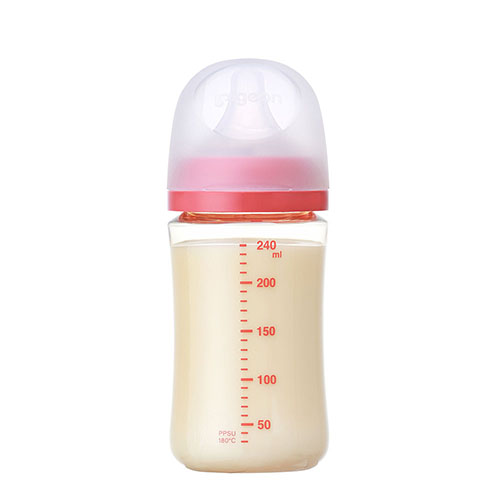 PIGEON- Bình sữa hình gấu (240ml)