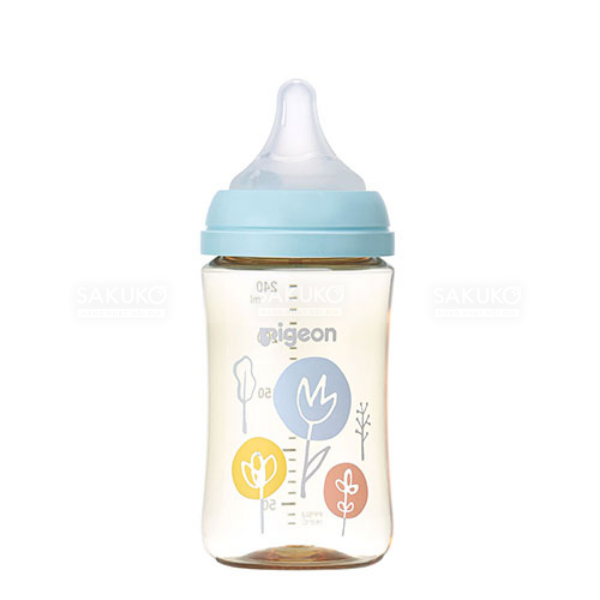 PIGEON- Bình sữa nhựa cổ rộng hình hoa 240ml