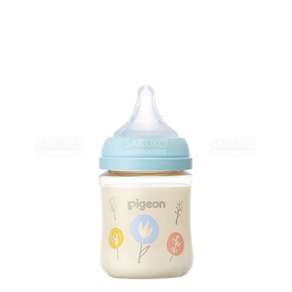PIGEON- Bình sữa nhựa cổ rộng hình hoa 160ml