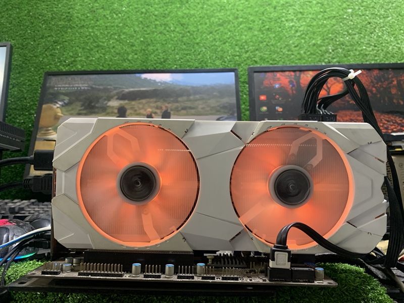 Card Màn Hình VGA Galax RTX 2070-8GB EX WHITE (1-Click OC) GDDR6 2ND