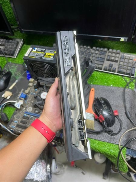 Card Màn Hình AMD VGA SAPPHIRE NITRO RX 570-4GB NITRO 2ND