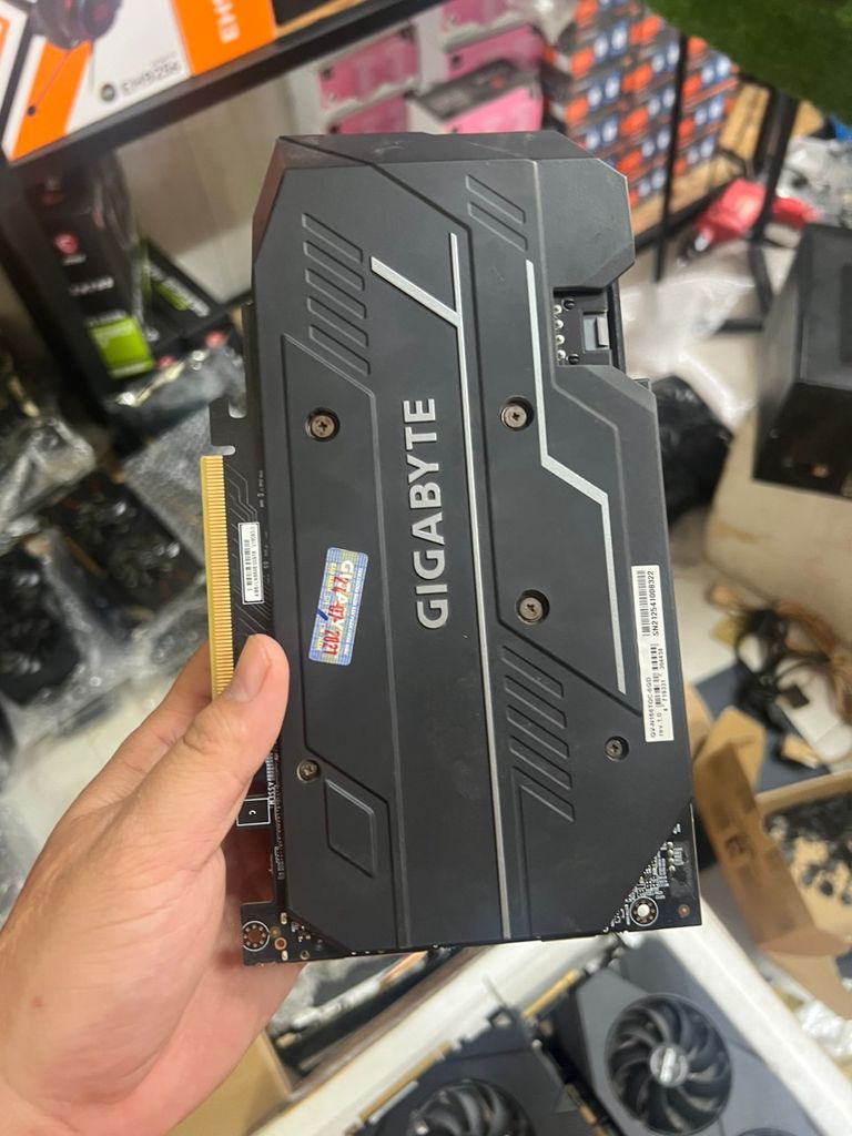 VGA Giga GTX 1660S-6Gb