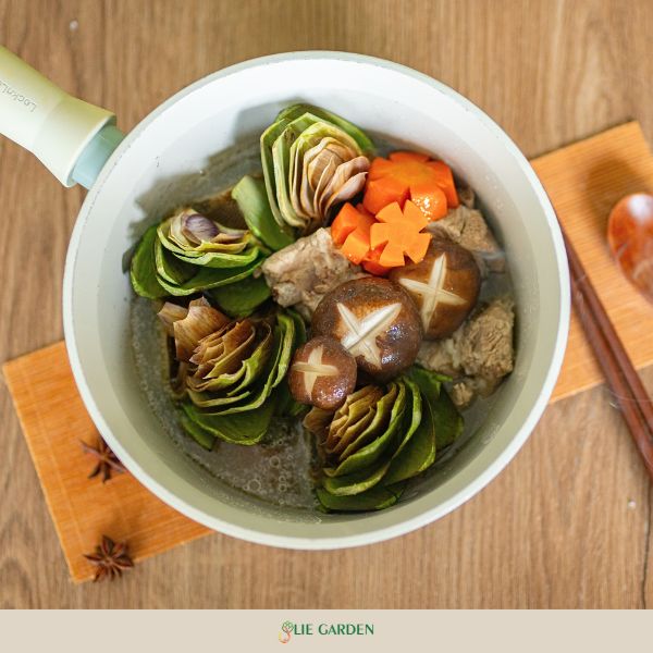 Bông Atisô tươi hầm sườn non heo
