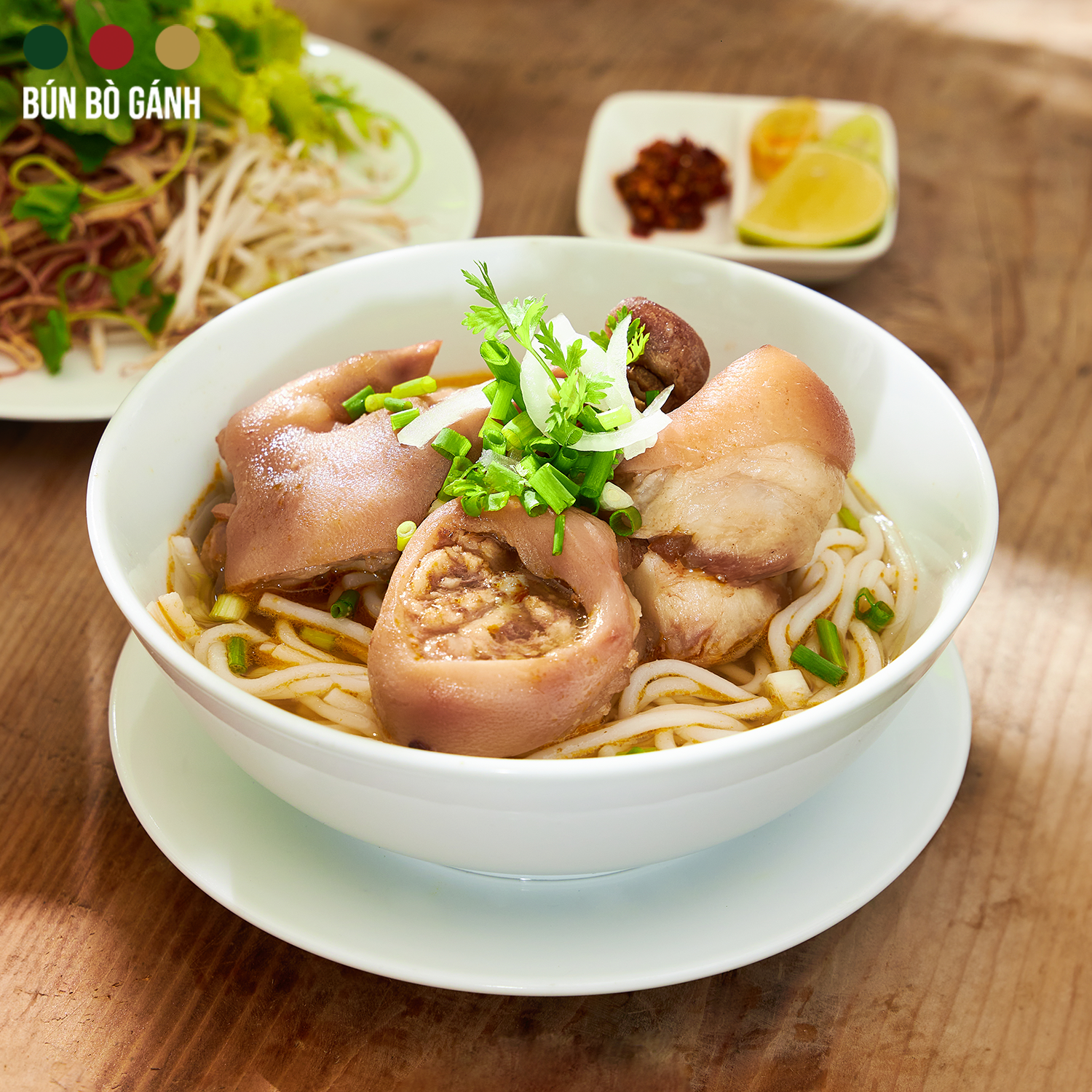  Bún Bò Huế Không Giò / Standard (No Pork Knuckle) 