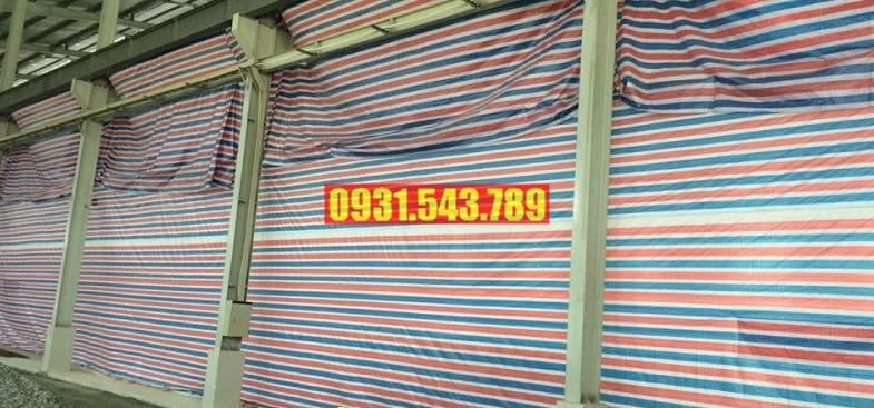 Bạt sọc 3 màu khổ 4Mx50M