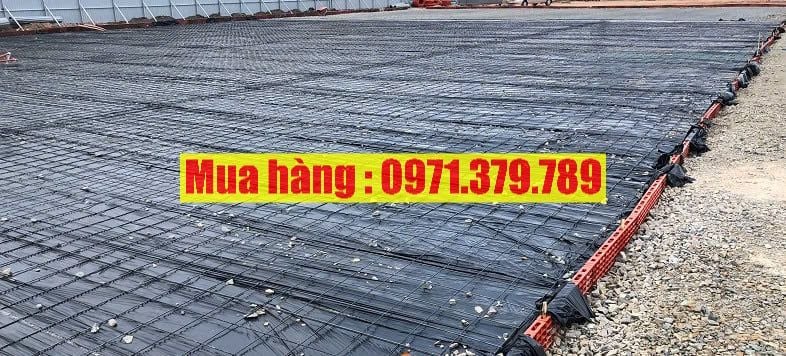 Nilon lót sàn màu đen đổ bê tông 2025 - Màng PE màu đen