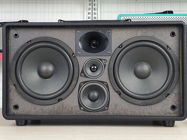 Loa Karaoke xách tay Cao Cấp Ladomax X-216 (Bass đôi 16cm)