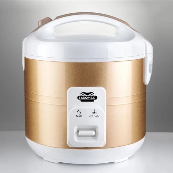 Nồi cơm điện nắp gài 1.8 Lít Ladomax HA-7718