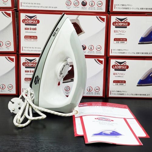 Bàn ủi khô LADOMAX HA-226