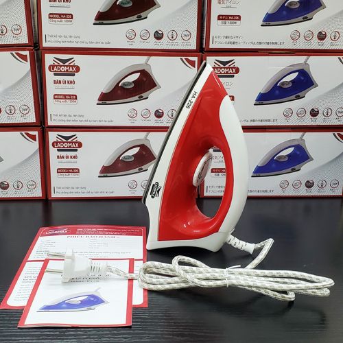 Bàn ủi khô LADOMAX HA-226