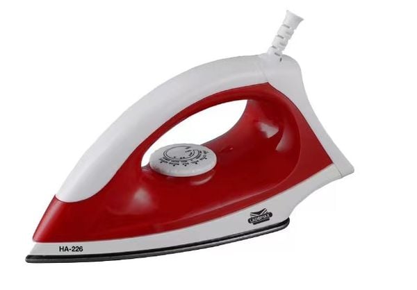 Bàn ủi khô LADOMAX HA-226