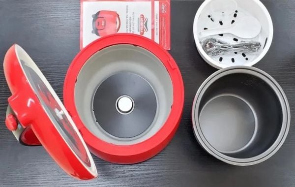 Nồi cơm điện nắp gài 1.8 Lít Ladomax HA-7418