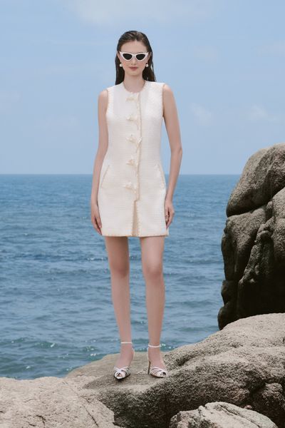  RESORT 24. R23 