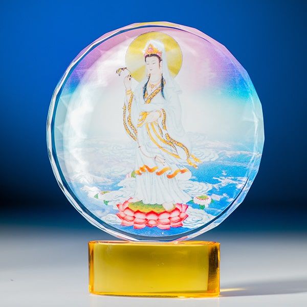 Quán Thế Âm Bồ Tát Pha Lê - HP003-QA