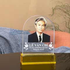 Hình Thờ Pha Lê KT008 - Cao 25cm
