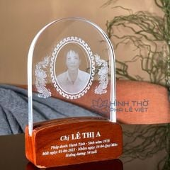 Hình Thờ Pha Lê Khắc 3D - KT010 - Có 2 Size 18-24cm