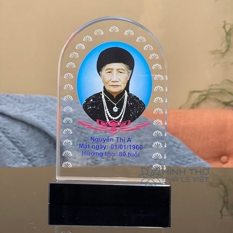Ảnh Thờ Pha Lê KT015 - Cao 17cm